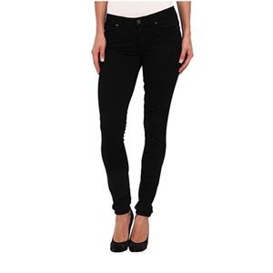 NWOT PAIGE Verdugo Ultra Skinny Jeans
